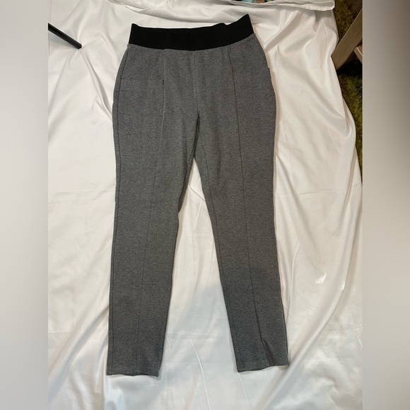 Banana Republic Factory Pants - Banana Republic factory size medium gray skinny work pants
